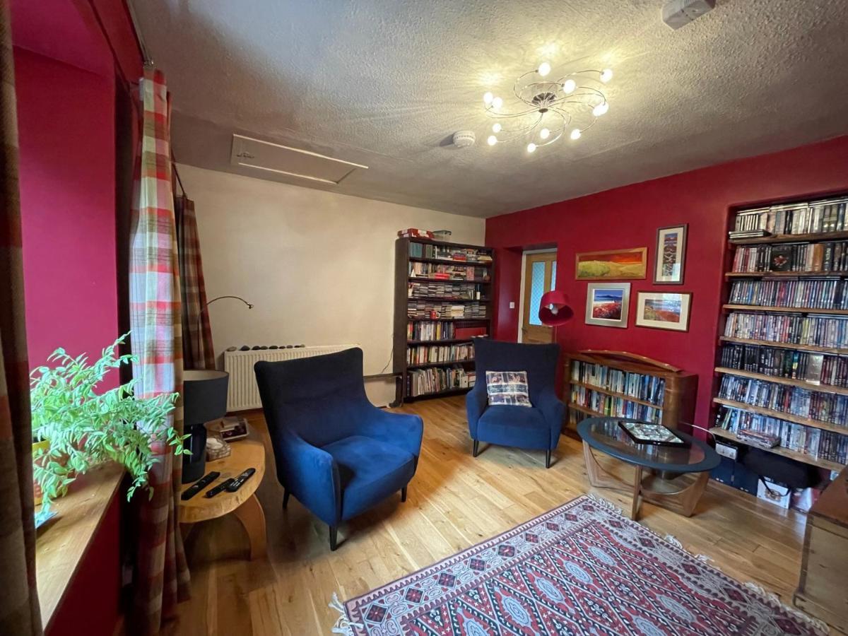 One Bed Cosy Highland Near *